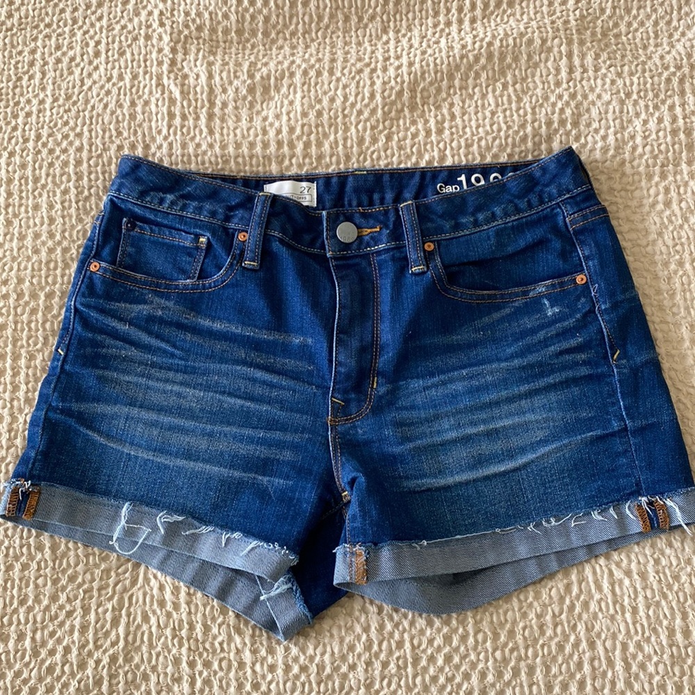 Gap Shorts